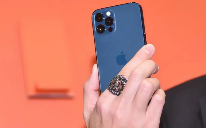 淳化苹果手机维修分享iPhone12系列重启方法教程 
